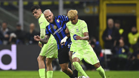 点射+助攻，B费再次当选曼联球迷票选的队内最佳球员（点球+助攻，B费再度当选曼联球迷票选队内最佳）