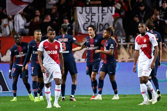 赛点一刻！米兰3：2擒获科内利亚诺，捧起意大利女排超级杯！（决胜时刻！米兰3-2力克科内利亚诺，捧起意大利女排超级杯！）