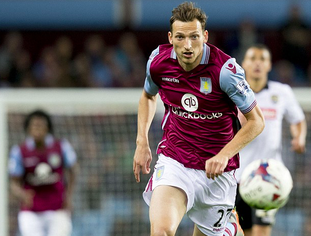 记者：狼队和塞维谈妥1700万欧签胡安卢，但球员想去那不勒斯（记者：狼队已与塞维利亚谈妥1700万欧引进胡安卢，但球员更倾向加盟那不勒斯）