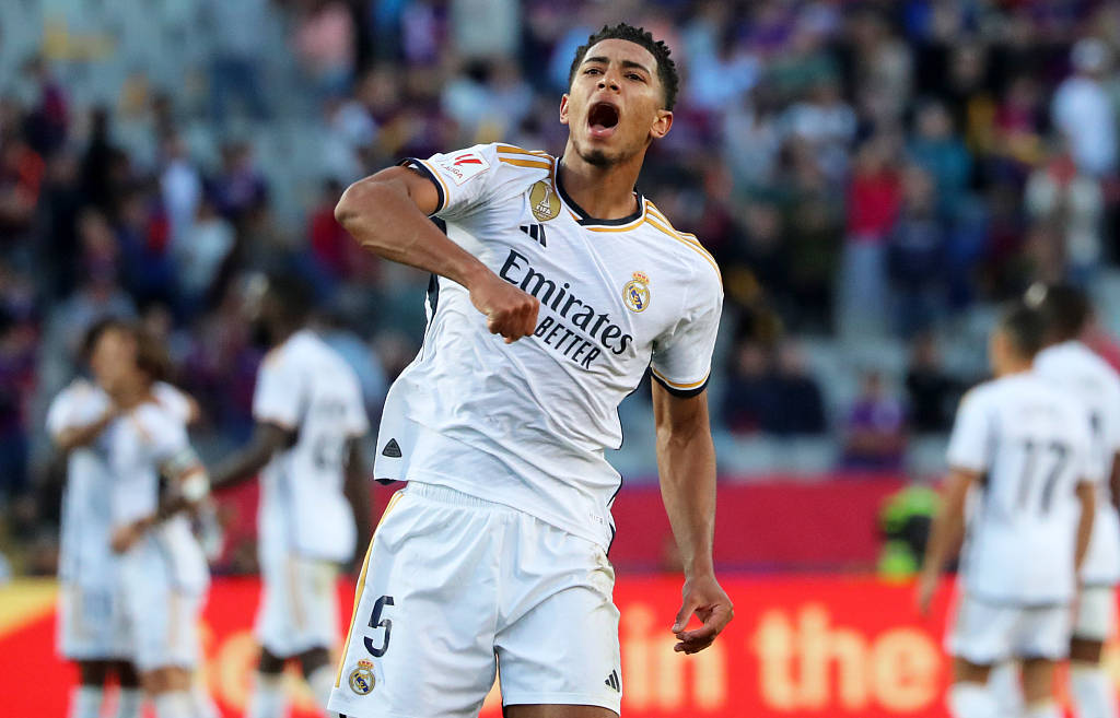 状元缺阵贝恩砍37分，吉迪22+9+6+8失误，魔术15分逆转送公牛4连败（状元缺席贝恩轰37分，吉迪22+9+6伴8失误，魔术克服15分劣势送公牛四连败）