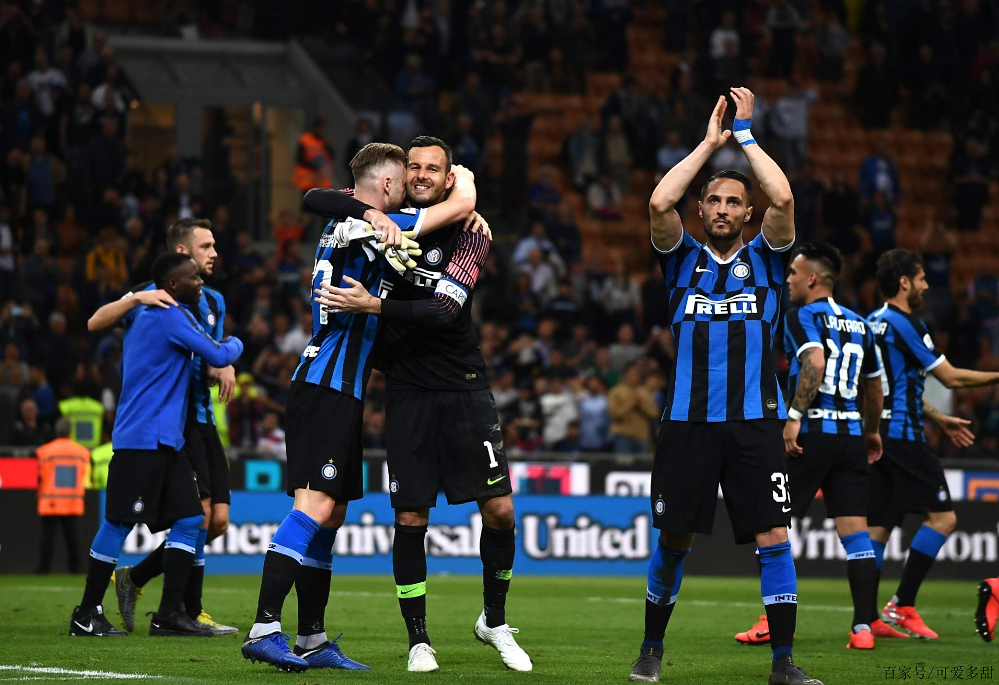 泰山纪念建队32周年，队史5次夺顶级联赛冠军，8次足协杯冠军（泰山队32周年：队史顶级联赛5冠、足协杯8冠）