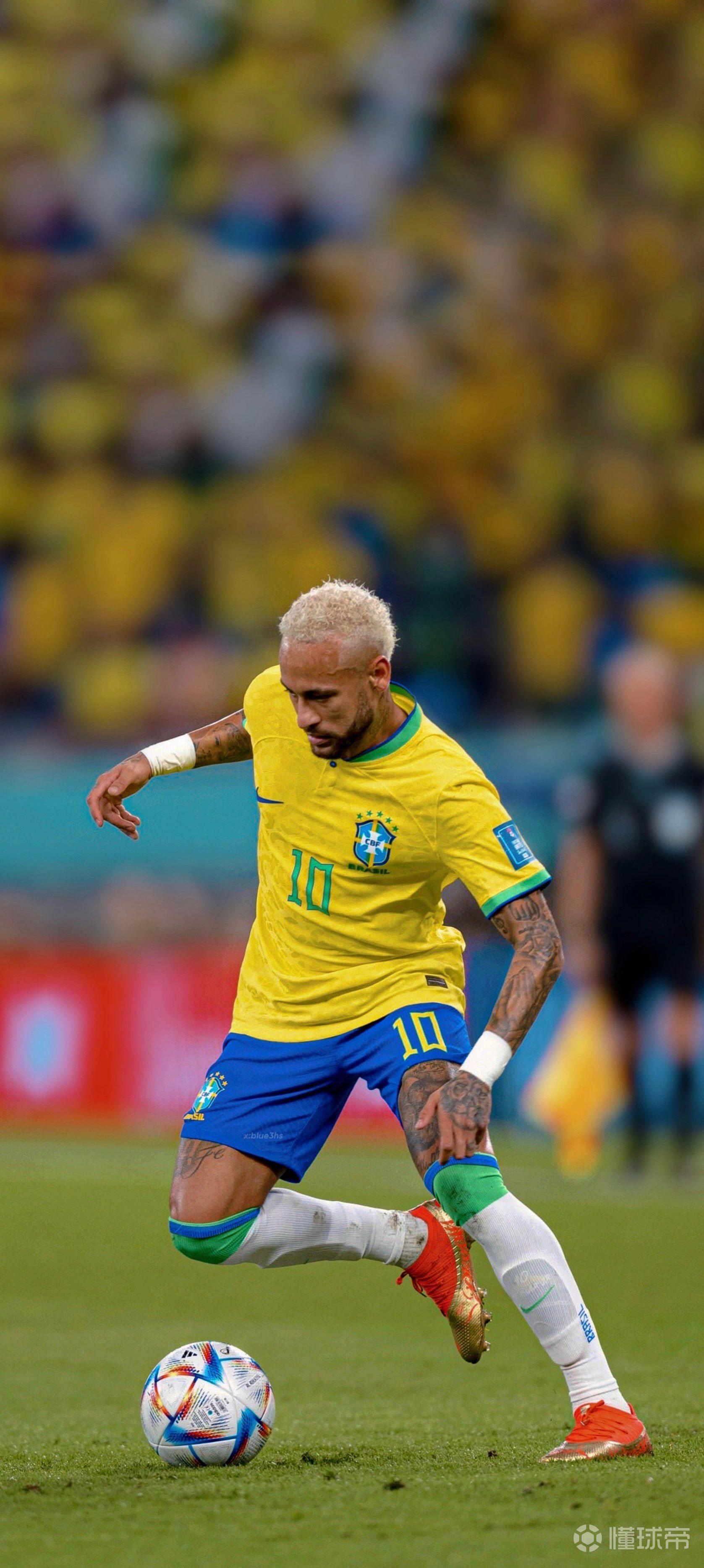 埃默松：我并不怀念在米兰的日子；那儿的人聊我比聊C罗还多（埃默松称不怀念米兰经历：当地讨论我的热度胜过C罗）