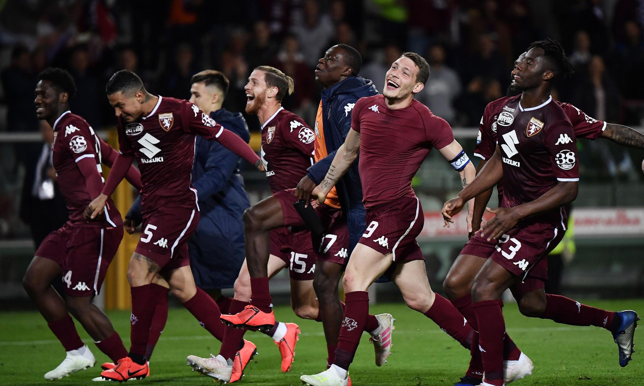 中足联俱乐部财务约定：若签阴阳合同俱乐部将降级，球员禁赛两年（中足联明确财务红线：涉阴阳合同，俱乐部降级、球员禁赛两年）