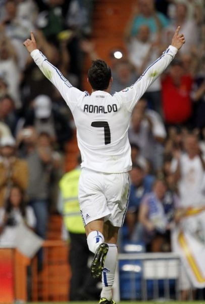 戴维斯：平局显然不是想要的结果，很庆幸能从伤病中走出来（戴维斯：对平局并不满意，庆幸已走出伤病阴影）