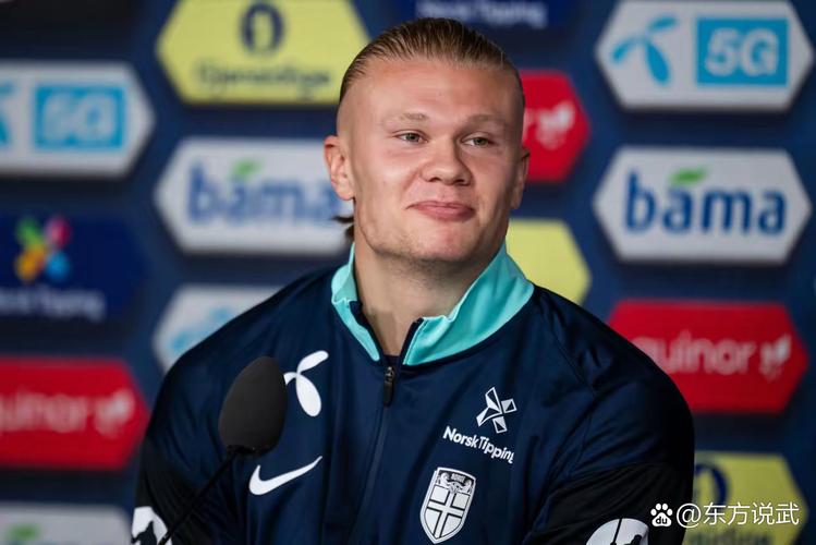 德媒：磁卡需大幅降薪才可能续约，队里已有他的接班人比朔夫（德媒：磁卡若不大幅降薪恐难续约，队内已将比朔夫视为其接班人）