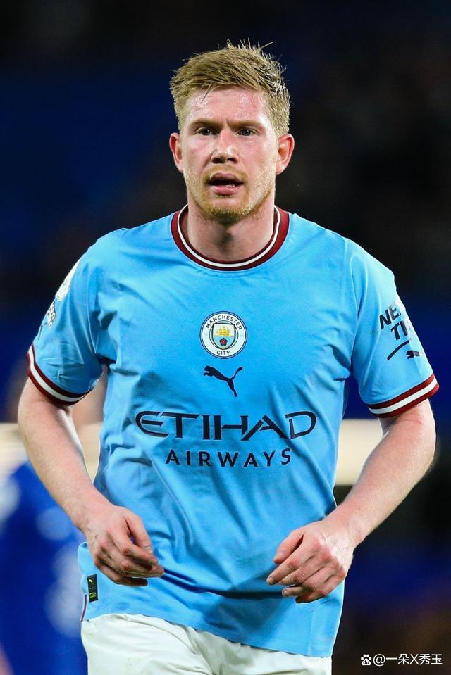 球报：尤文和曼市双雄有意尤尔曼德，后者被葡体定价约6000万欧（球报：尤文与曼联曼城看上尤尔曼德，葡体要价约6000万欧）